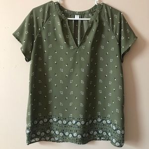 NWOT✨ Old Navy Floral Print Blouse